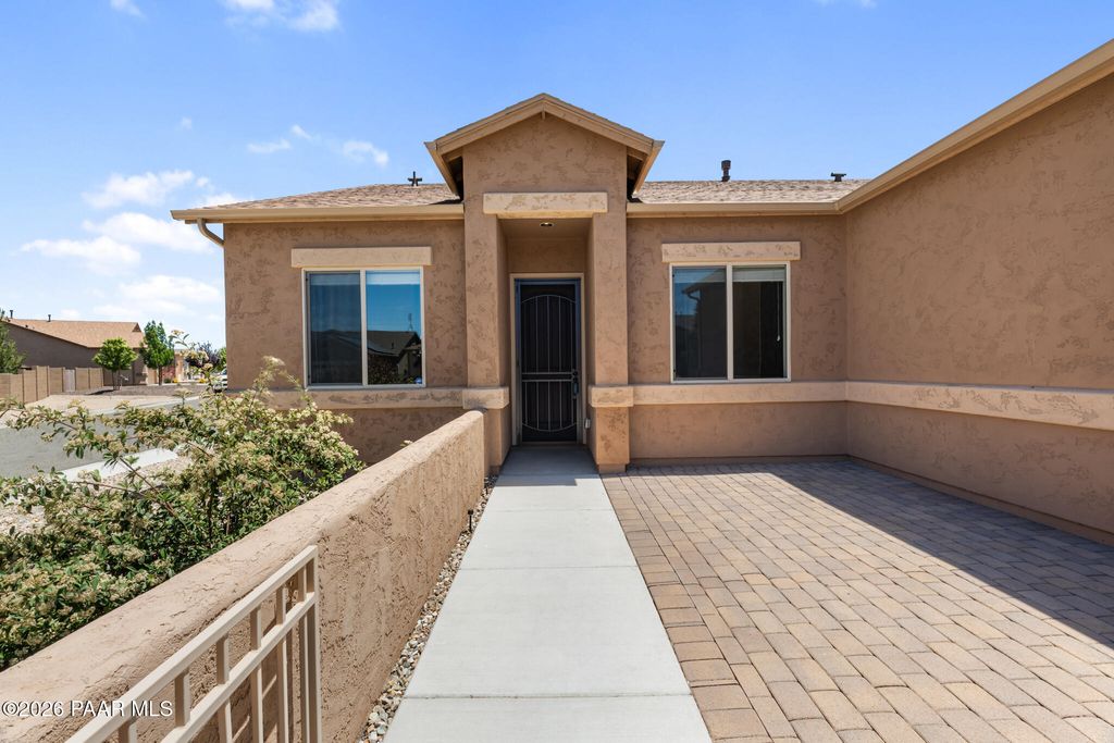 Photo of 6053 E Beecher Loop, Prescott Valley, AZ 86314 (MLS # 1082357)