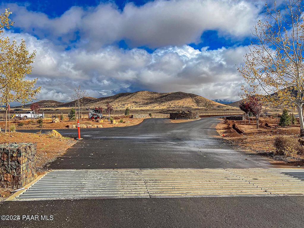 Photo of 10530 E Woven Gold Lot 58 Way, Prescott Valley, AZ 86315 (MLS # 1079664)