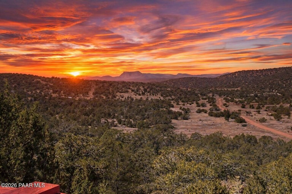 Photo of 32957 W Bucks Road, Seligman, AZ 86337 (MLS # 1080639)