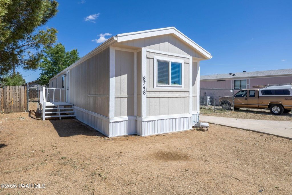 Photo of 8748 E Tracy Drive, Prescott Valley, AZ 86314 (MLS # 1082046)