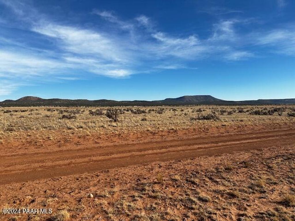 Photo of 1270 Along Way, Seligman, AZ 86337 (MLS # 1078901)