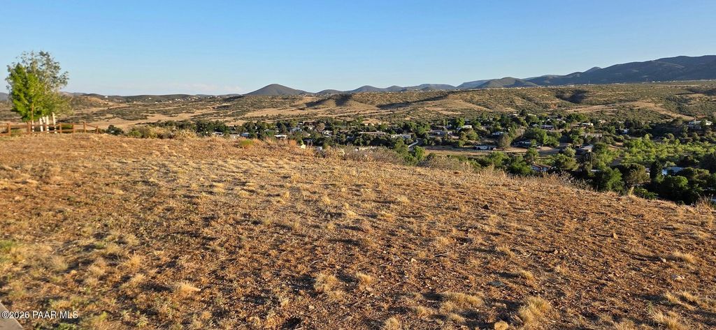 Photo of 1418 N Fiesta Lane, Dewey-Humboldt, AZ 86327 (MLS # 1082310)