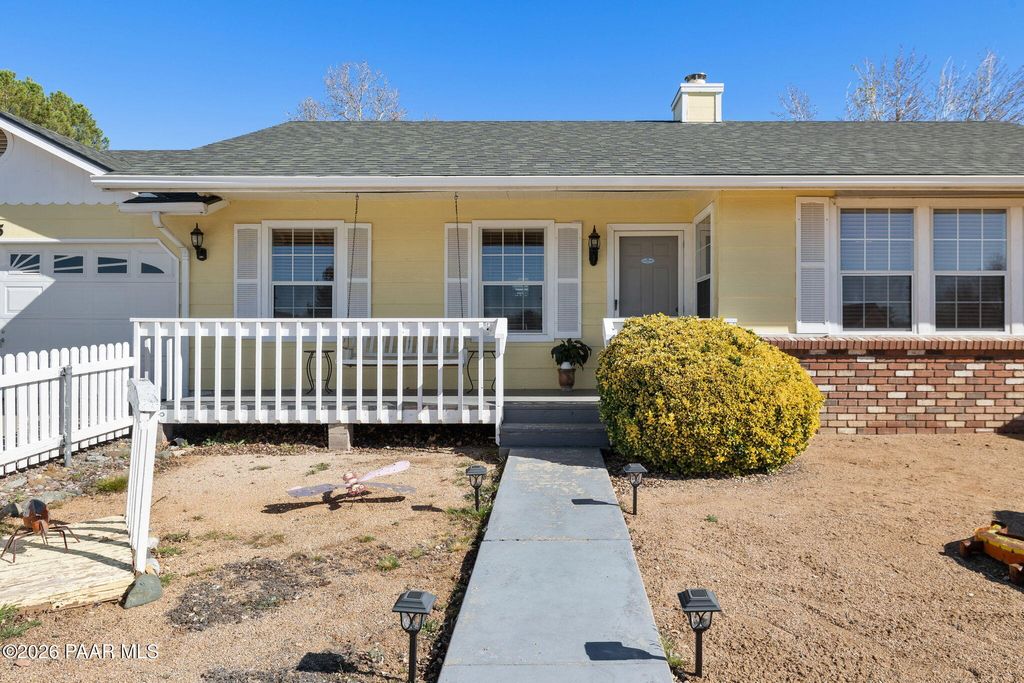 Photo of 4285 N Verde Vista Drive, Prescott Valley, AZ 86314 (MLS # 1079978)
