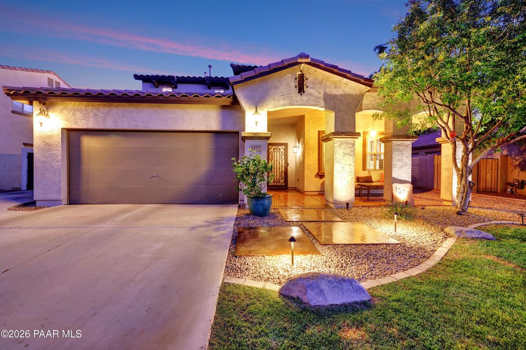 Photo of 1273 E Apricot Lane, Gilbert, AZ 85298 (MLS # 1081507)