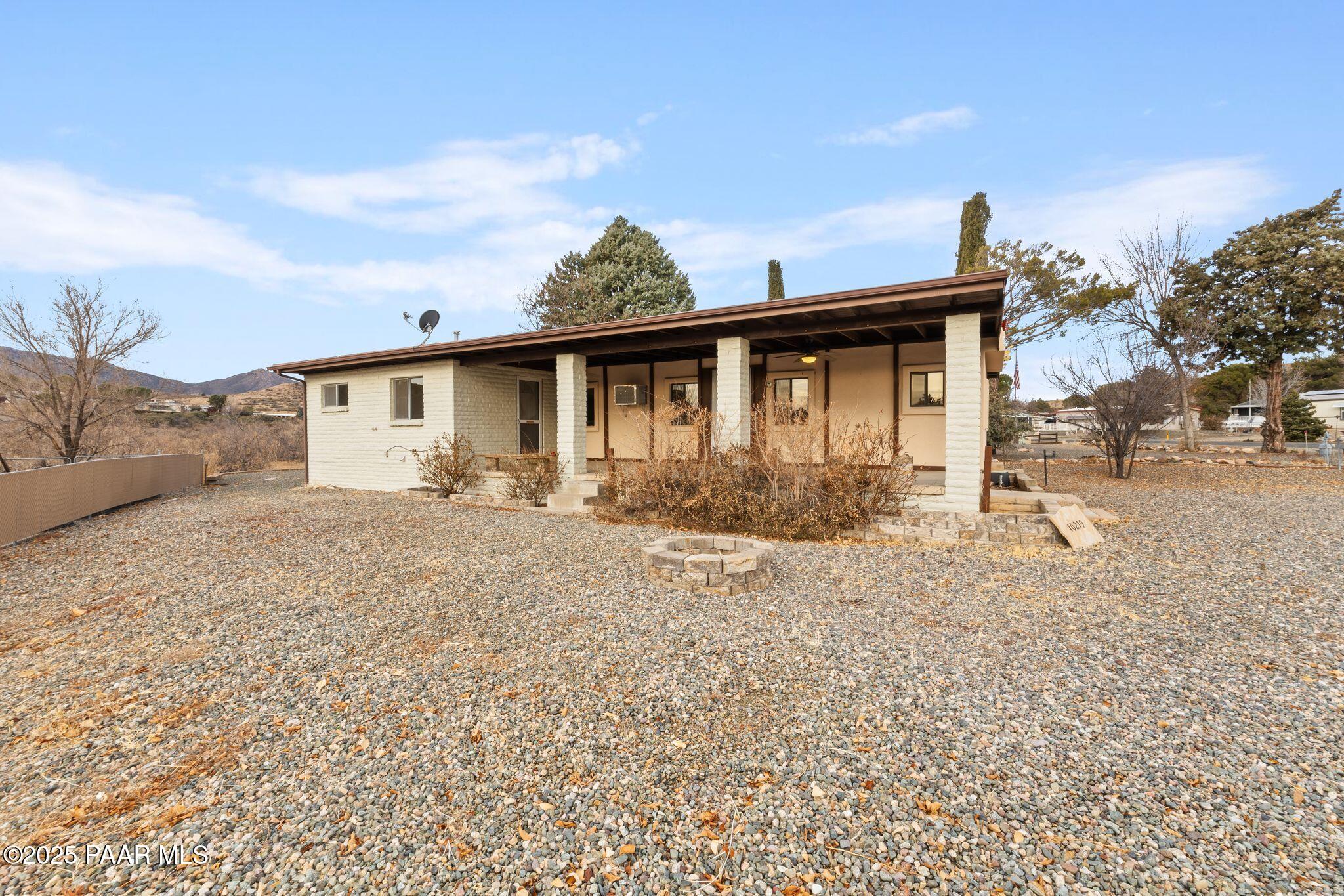 10219 E Manzanita Trail
