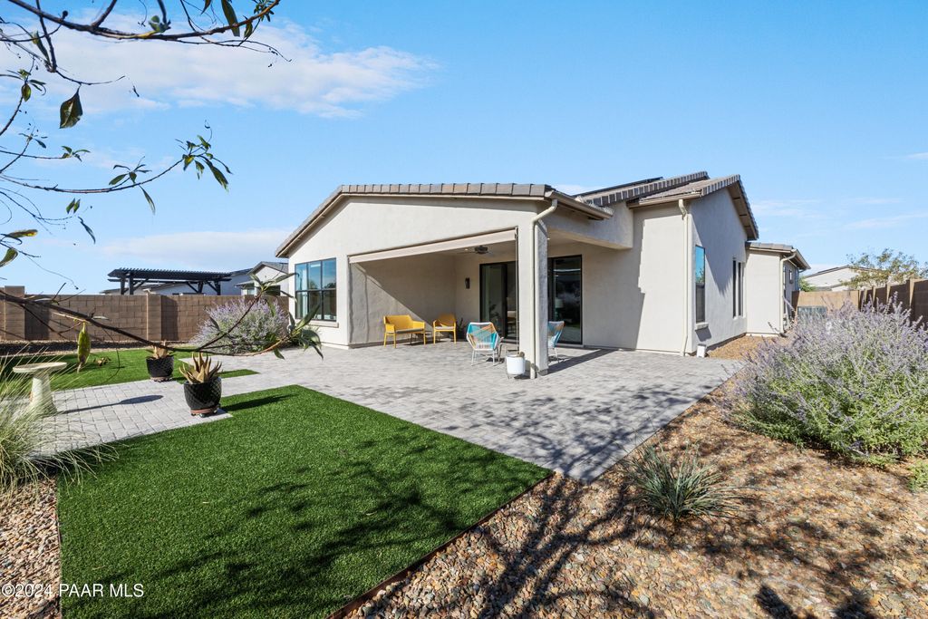 Photo of 5391 Crescent Edge Drive, Prescott, AZ 86301 (MLS # 1081825)