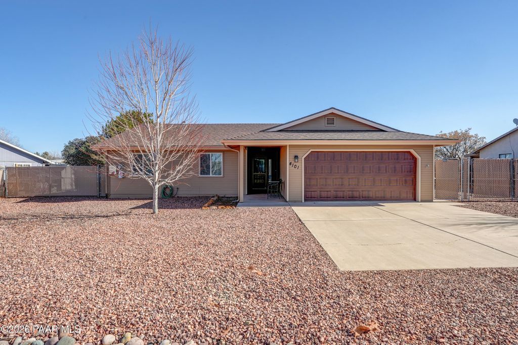 Photo of 4101 N Gelding Drive, Prescott Valley, AZ 86314 (MLS # 1079201)