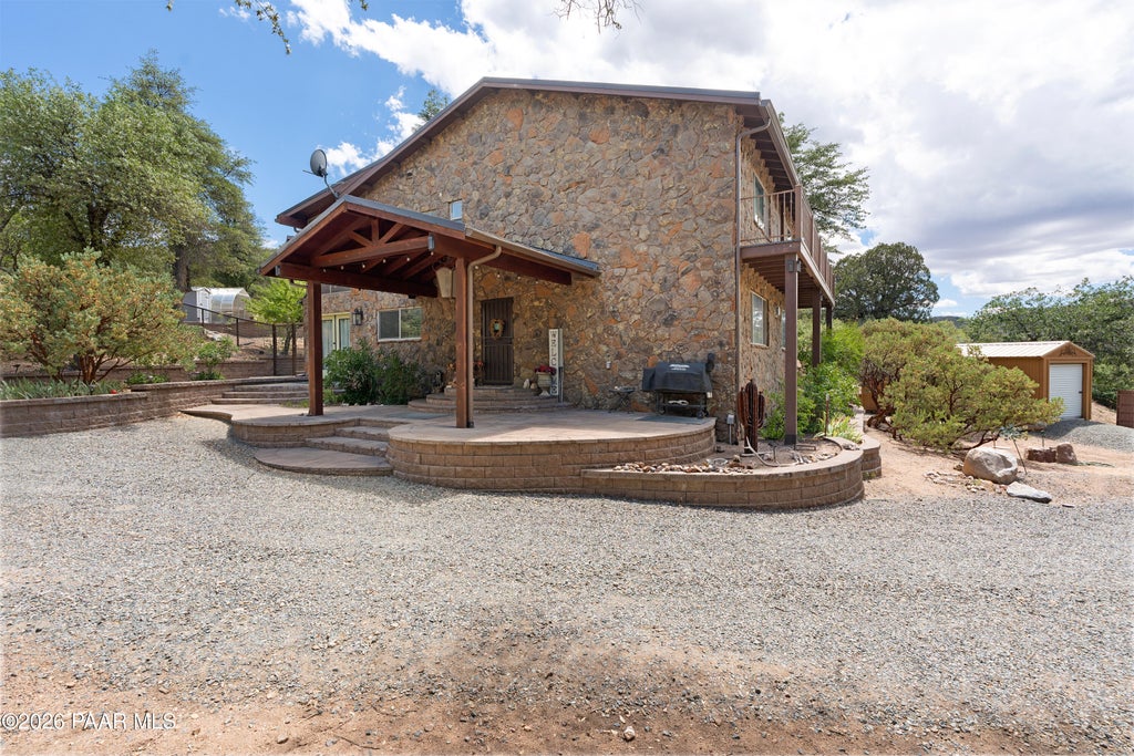 Photo of 2611 N Kenwood Pass Road, Dewey-Humboldt, AZ 86327 (MLS # 1083215)