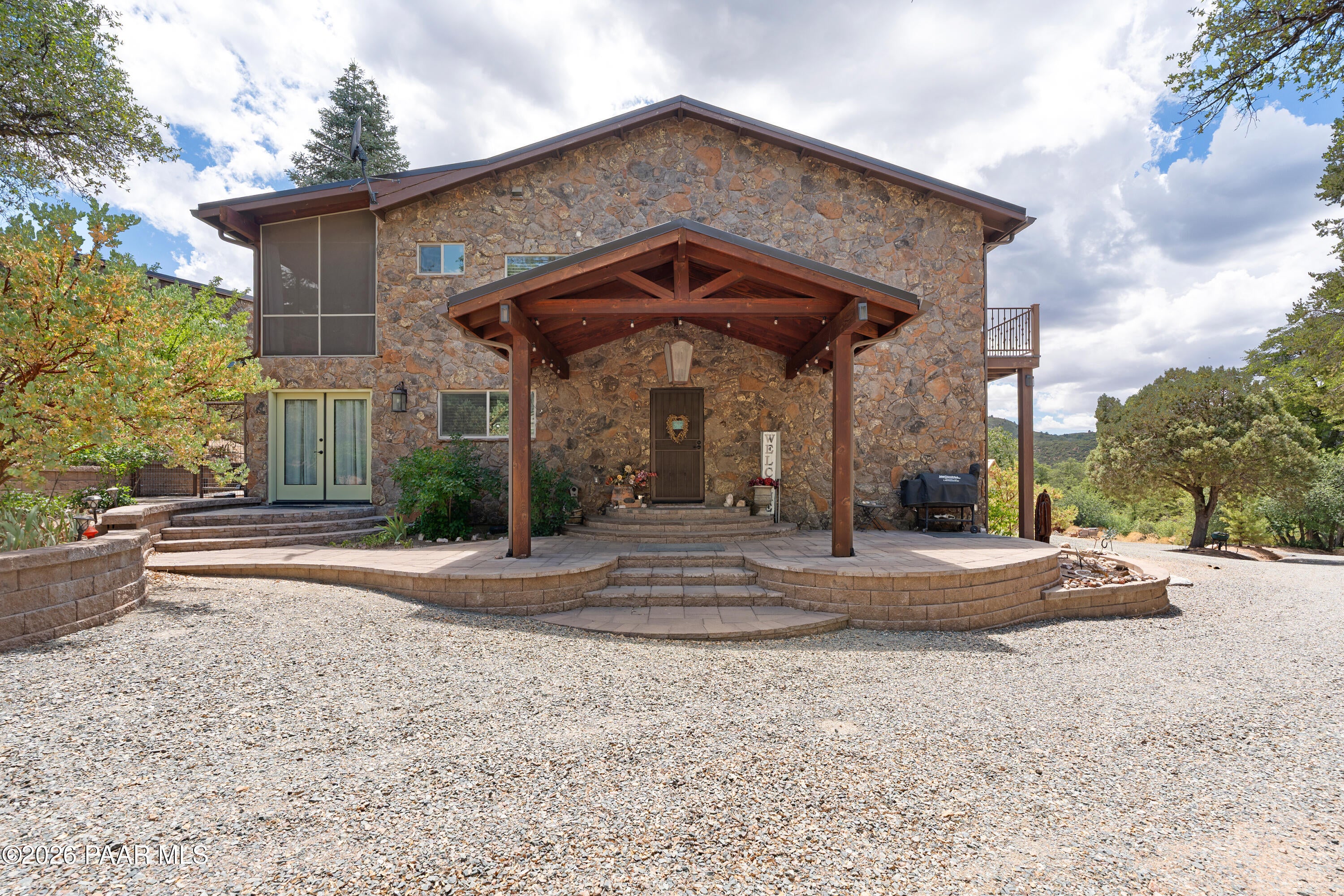 2611 N Kenwood Pass Road