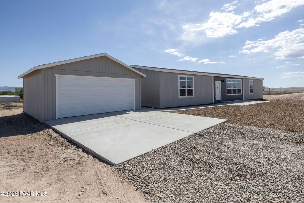 Photo of 7299 E Alexis Way, Prescott Valley, AZ 86315 (MLS # 1081876)