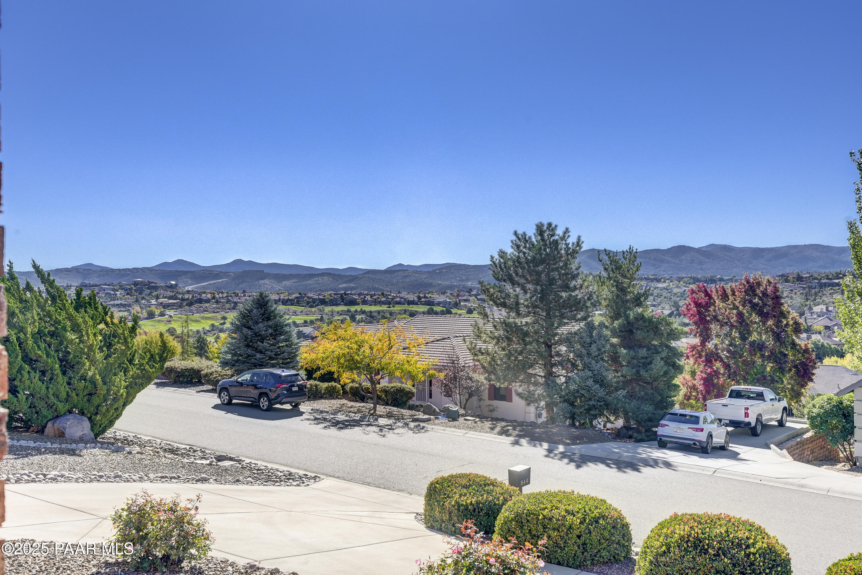 844 S Lakeview Drive