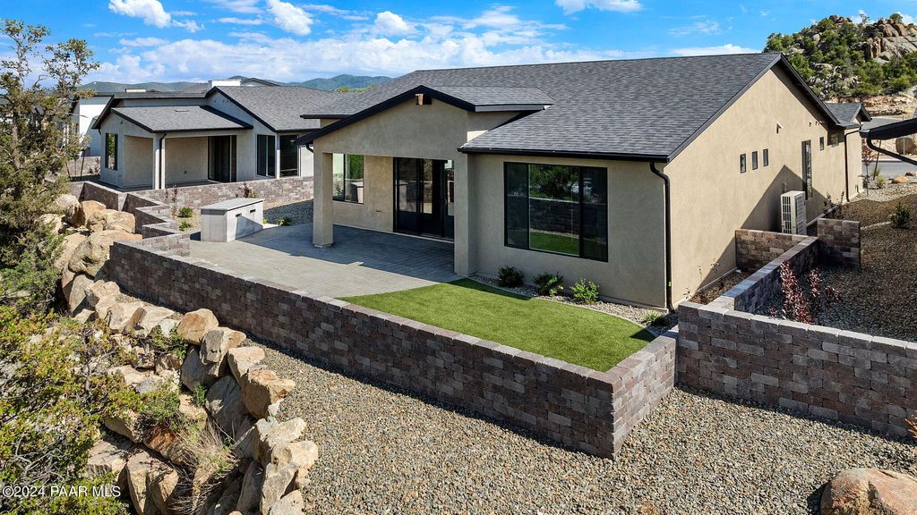 Photo of 1330 Rockwood Drive, Prescott, AZ 86305 (MLS # 1079521)