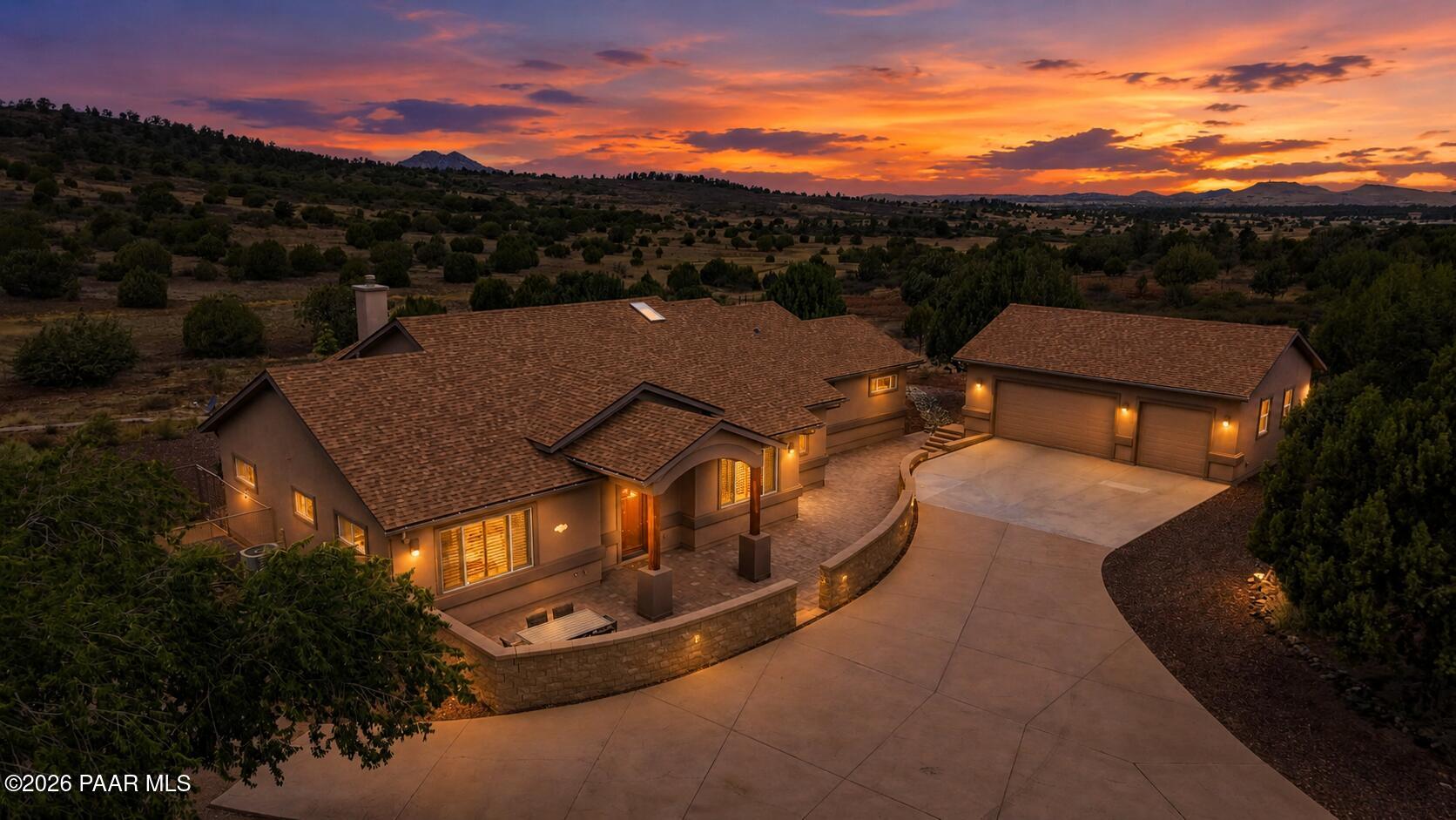 7130 N Old Cornfield Lane