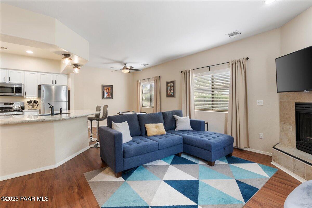 1103 Virgil Street 39