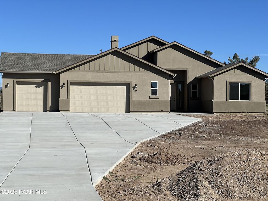 Photo of 97 Brenna Drive, Chino Valley, AZ 86323 (MLS # 1079344)