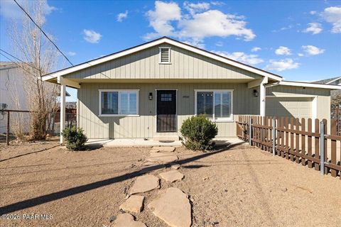 Photo of 1958 N Quartz Drive, Prescott, AZ 86301 (MLS # 1079980)