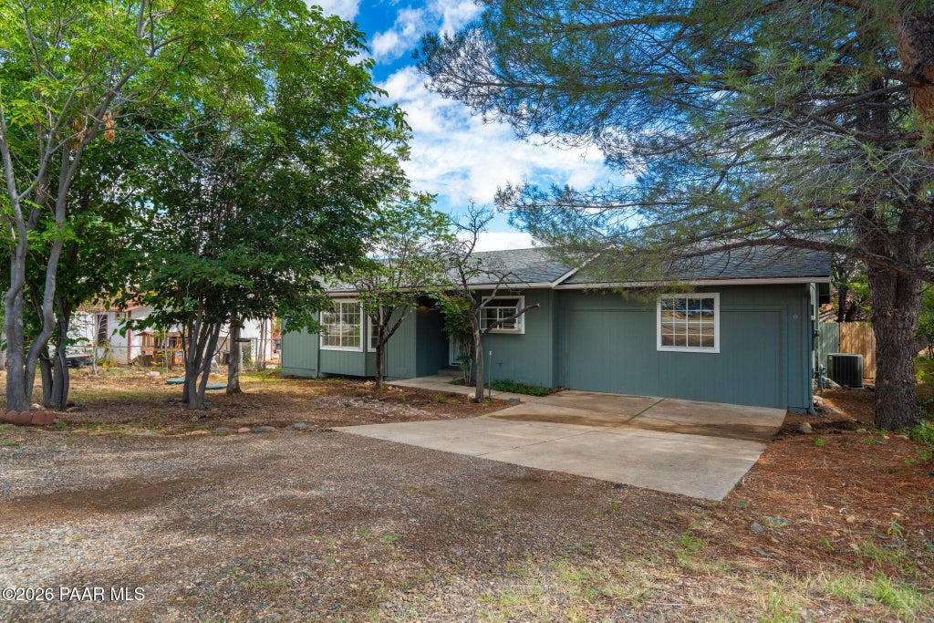 Photo of 3587 N Prescott East Highway, Prescott Valley, AZ 86314 (MLS # 1085397)