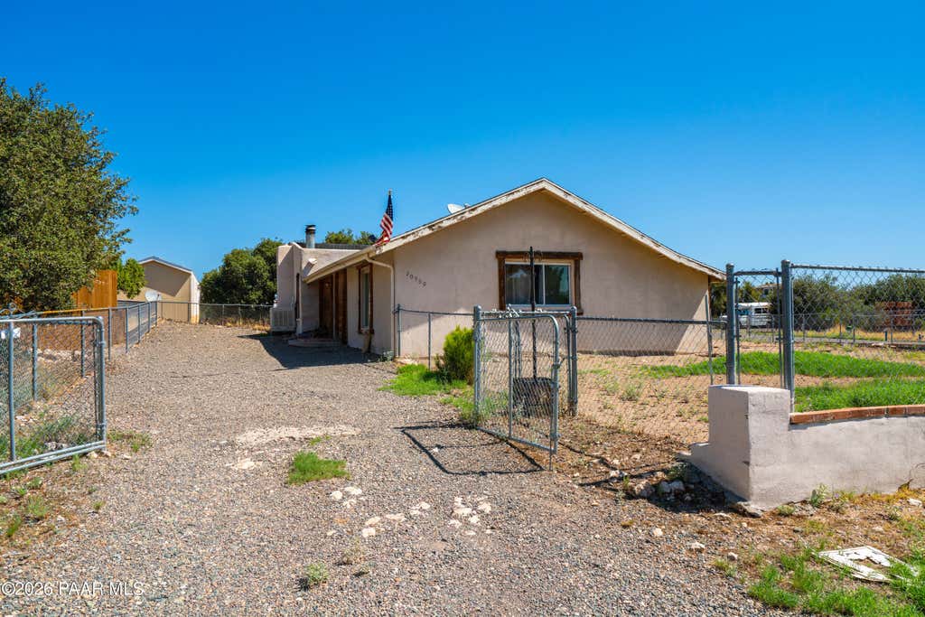 Photo of 20960 E Quail Run Drive, Mayer, AZ 86333 (MLS # 1084049)