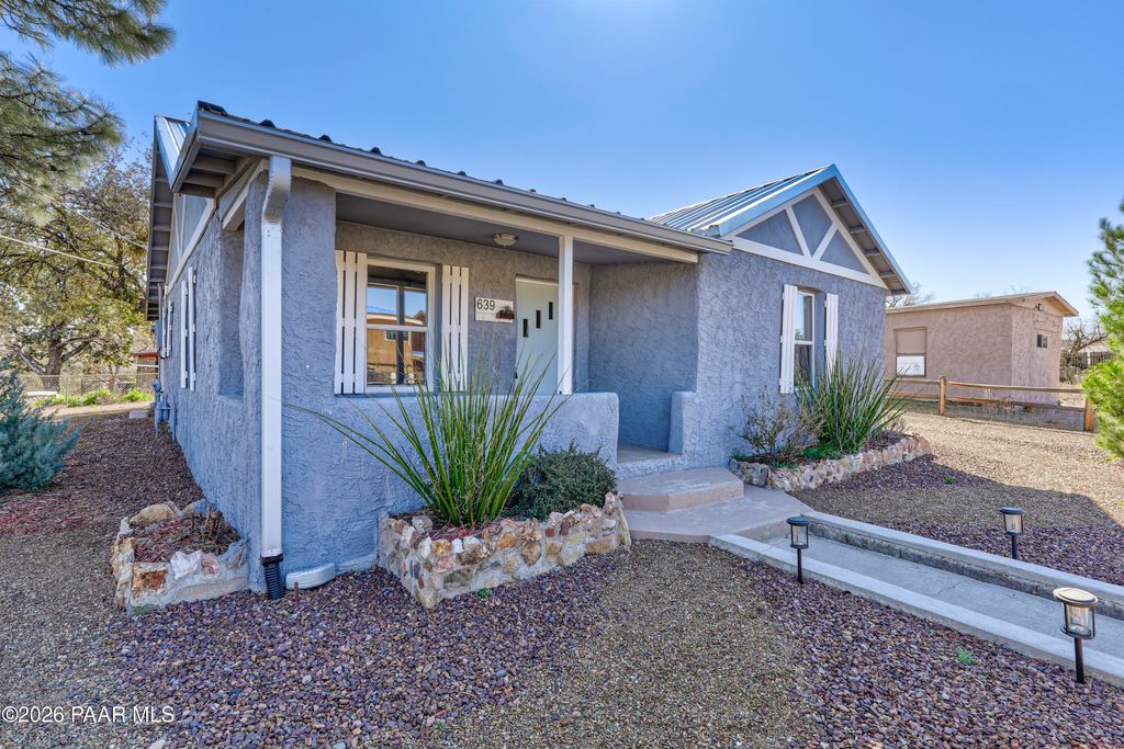 Photo of 639 Dameron Drive, Prescott, AZ 86301 (MLS # 1080984)