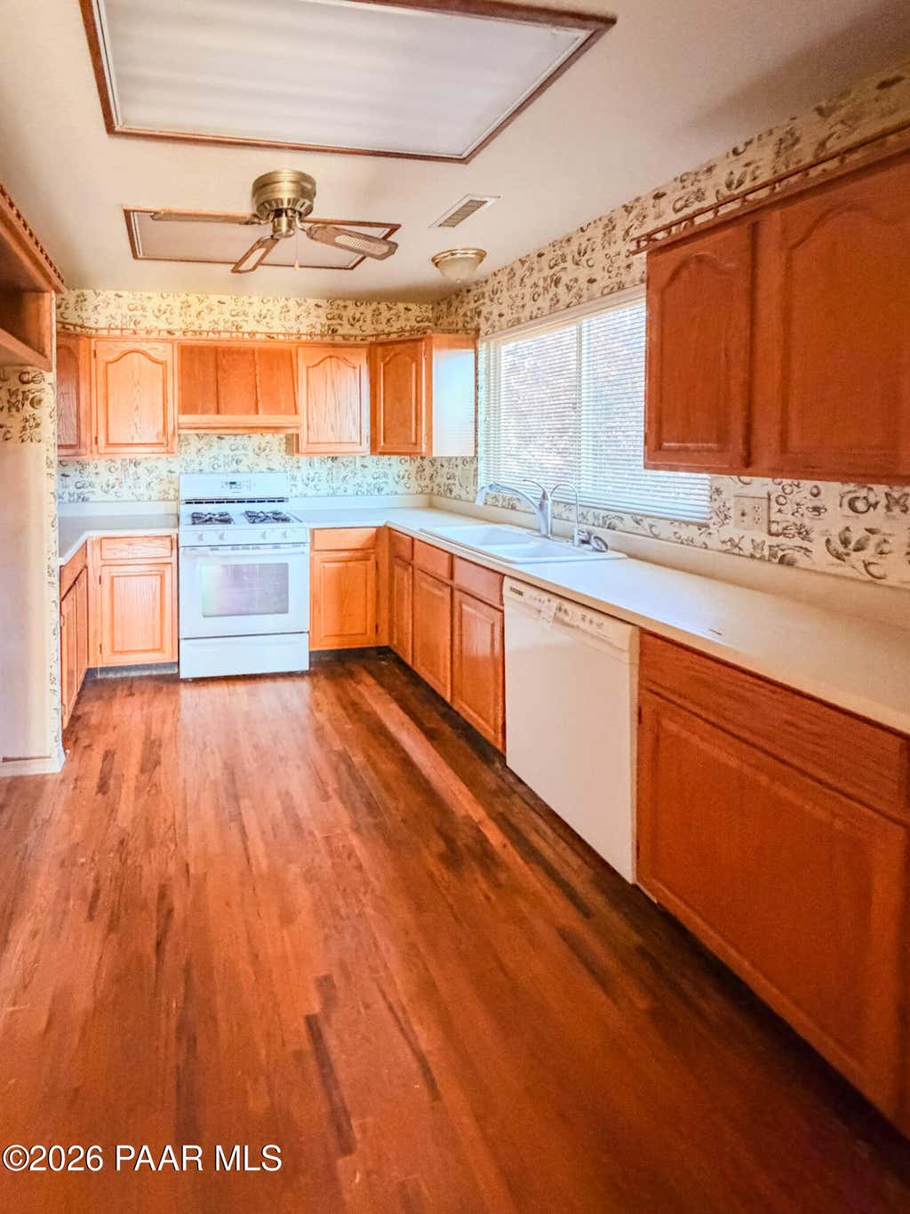 Photo of 1530 N Warren Drive, Prescott, AZ 86301 (MLS # 1083601)