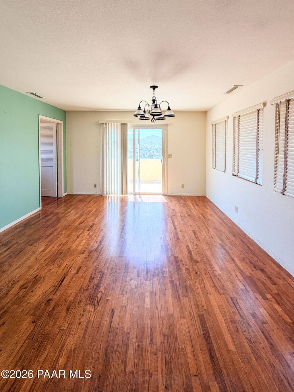 Photo of 1530 N Warren Drive, Prescott, AZ 86301 (MLS # 1083601)