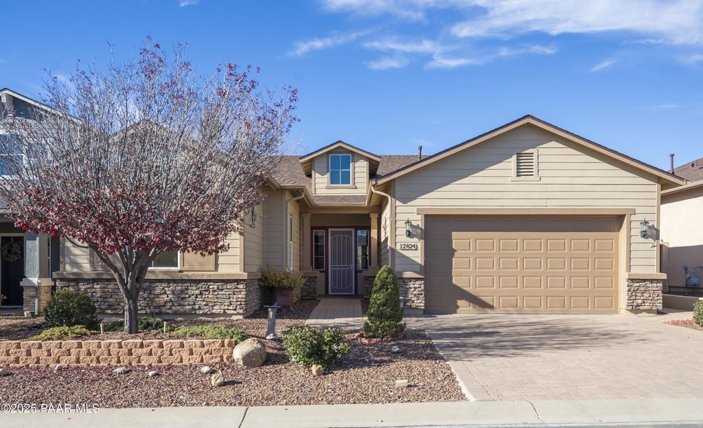 Photo of 12824 E De La Cruz Street, Dewey-Humboldt, AZ 86327 (MLS # 1078333)