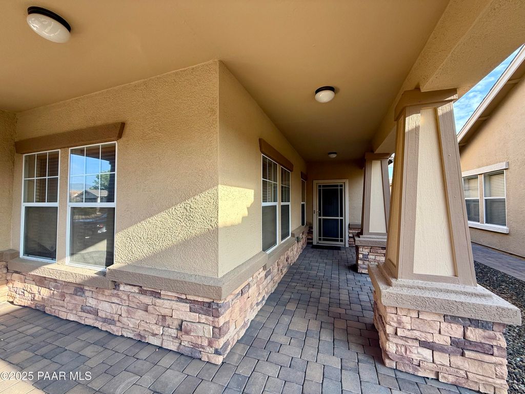 Photo of 12668 E Viento Street, Dewey-Humboldt, AZ 86327 (MLS # 1077241)