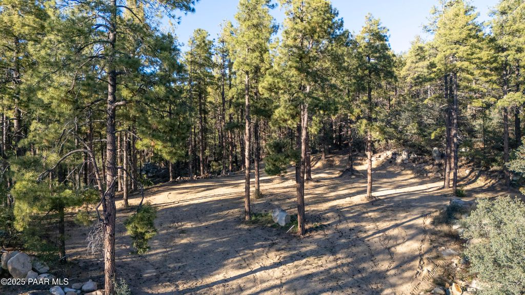 Photo of 3625 S Tanager Ridge Way, Prescott, AZ 86303 (MLS # 1077443)