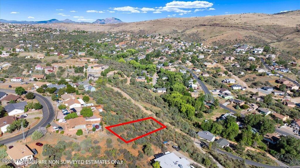 Photo of 1627 N Emerald Drive, Prescott, AZ 86301 (MLS # 1076408)