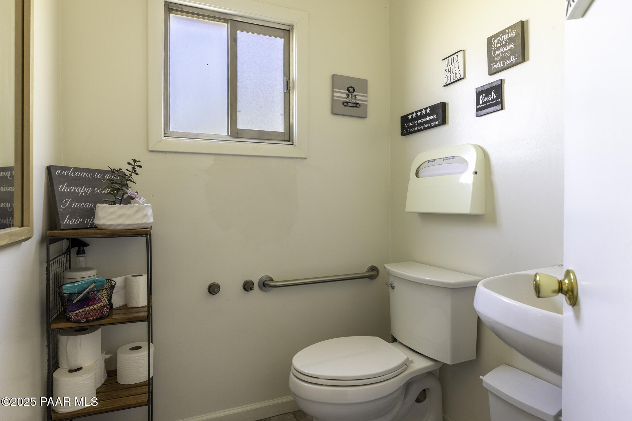 78 S Frontier Street