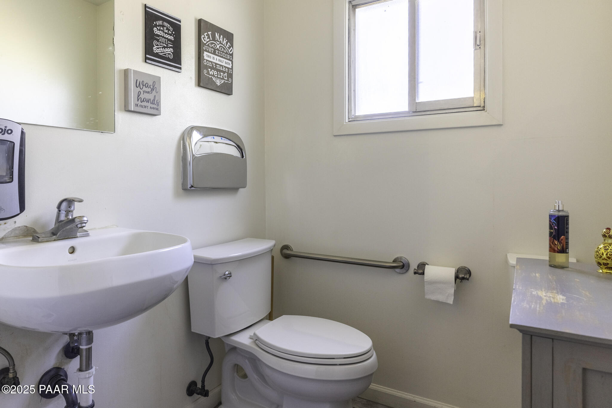 78 S Frontier Street