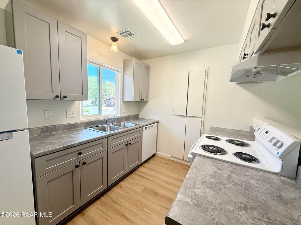 Photo of 566 Lincoln Avenue #A, Prescott, AZ 86301 (MLS # 1080131)