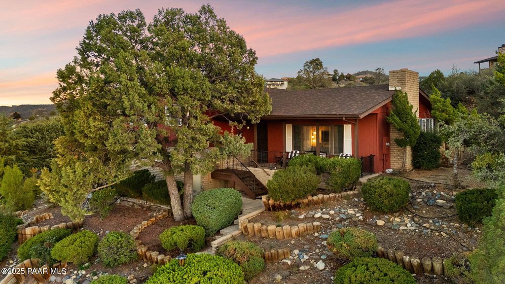 Photo of 303 Double D Drive, Prescott, AZ 86303 (MLS # 1077902)