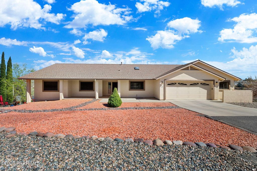 Photo of 4801 N Calle Santa Cruz, Prescott Valley, AZ 86314 (MLS # 1080471)