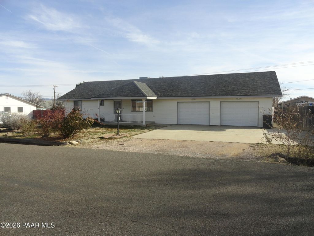 Photo of 4201 N Tonto Way, Prescott Valley, AZ 86314 (MLS # 1079199)