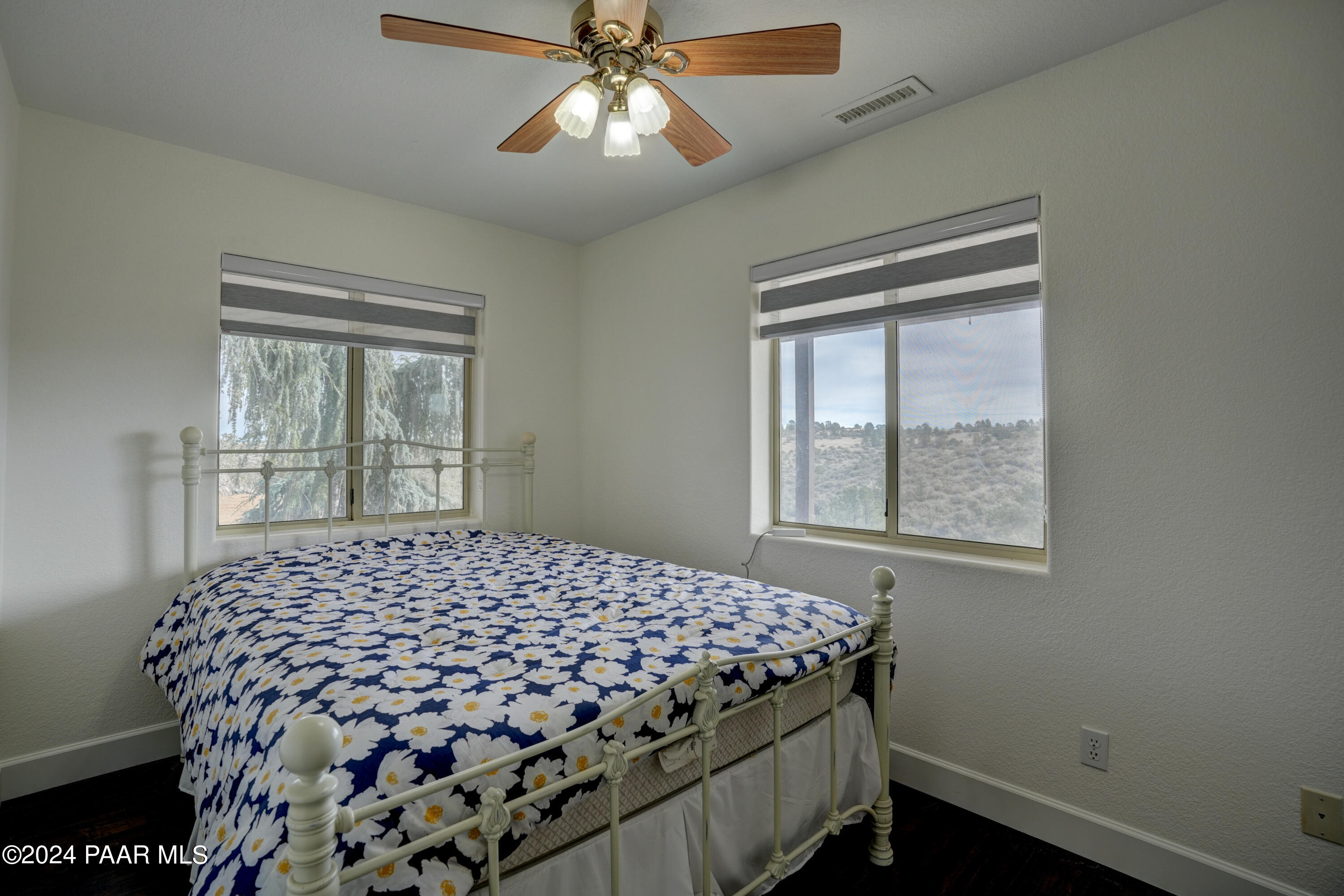 Prescott, Arizona 86305, United States, 5 Bedrooms Bedrooms, ,3 BathroomsBathrooms,Residential,Pending,56415