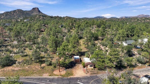 Photo of 1544 W Thumb Butte Road, Prescott, AZ 86305 (MLS # 1085464)