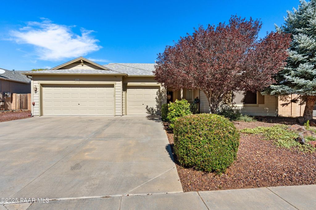 Photo of 7812 E Prickly Pear, Prescott Valley, AZ 86315 (MLS # 1078562)
