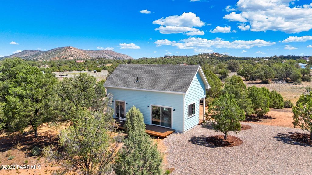 Photo of 15275 N Frankies Fwy Fwy, Prescott, AZ 86305 (MLS # 1081397)