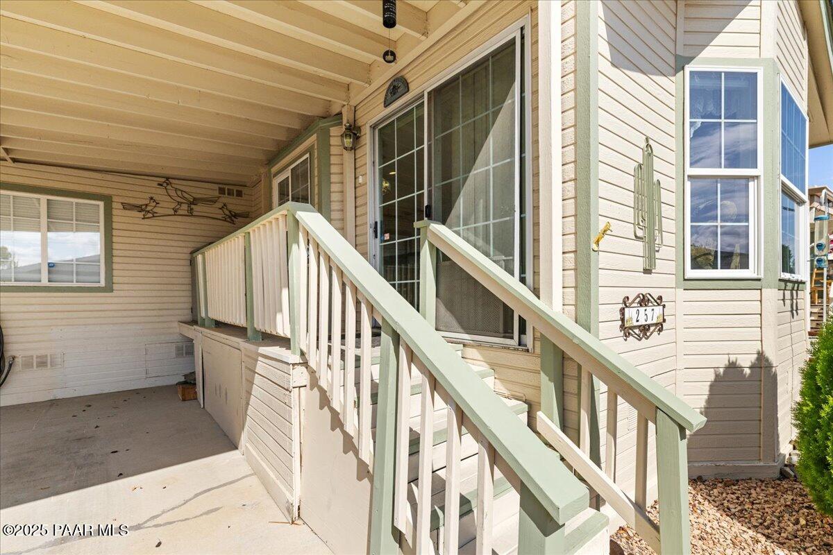 880 N Mountain Brush Drive
