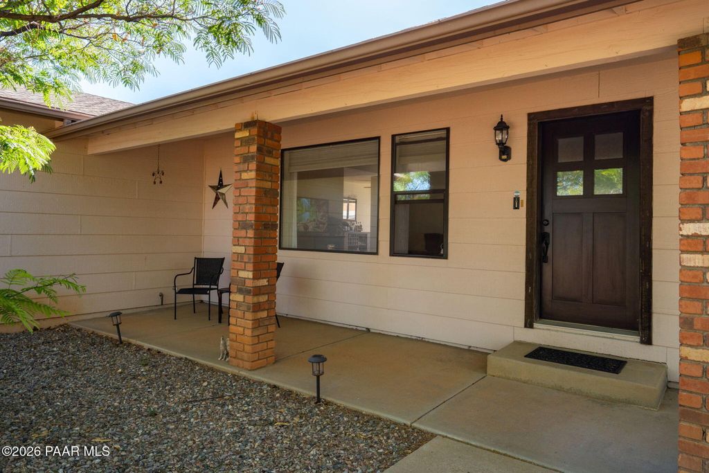 Photo of 5252 N Saddleback Drive, Prescott Valley, AZ 86314 (MLS # 1082226)