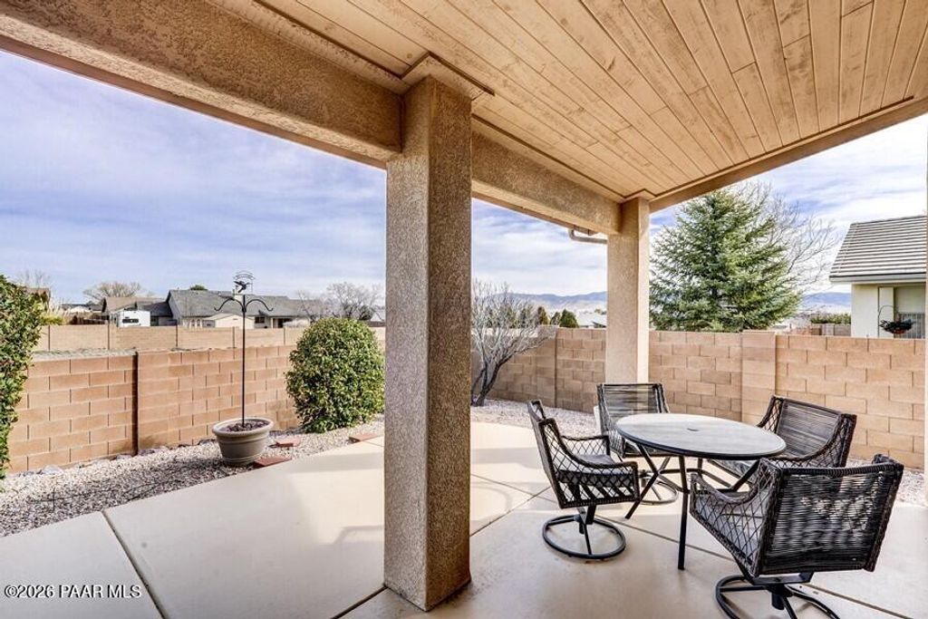 Photo of 7659 N Outlook Lane, Prescott Valley, AZ 86315 (MLS # 1079825)