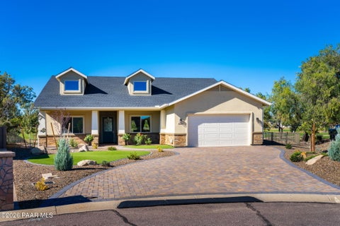 Photo of 2124 Golf Links Drive, Prescott, AZ 86301 (MLS # 1085499)