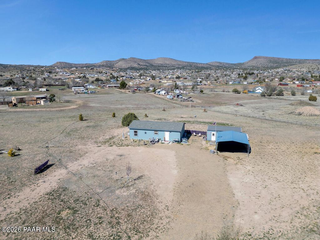 Photo of 2868 W Road 3 N, Chino Valley, AZ 86323 (MLS # 1080247)