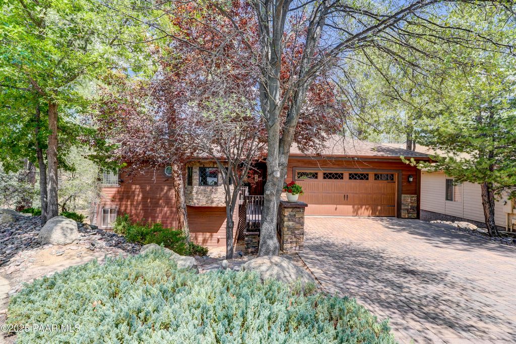 Photo of 1155 Trails End, Prescott, AZ 86303 (MLS # 1080448)