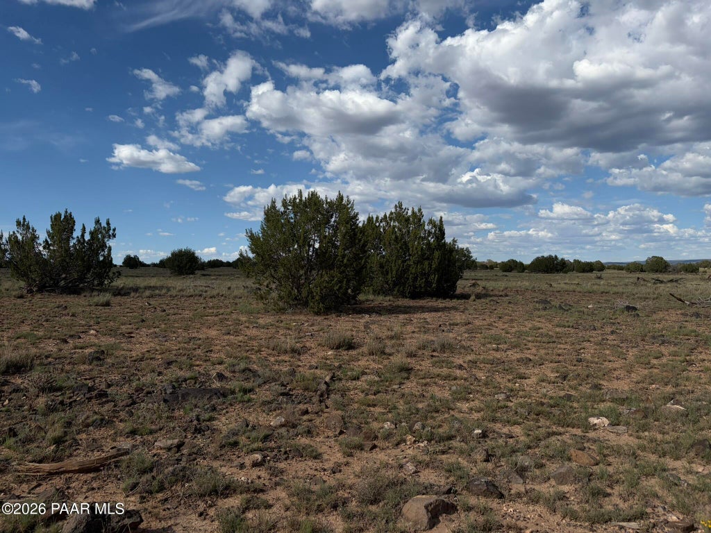 Photo of 59 Rocky Rabbit Road, Ash Fork, AZ 86320 (MLS # 1085251)