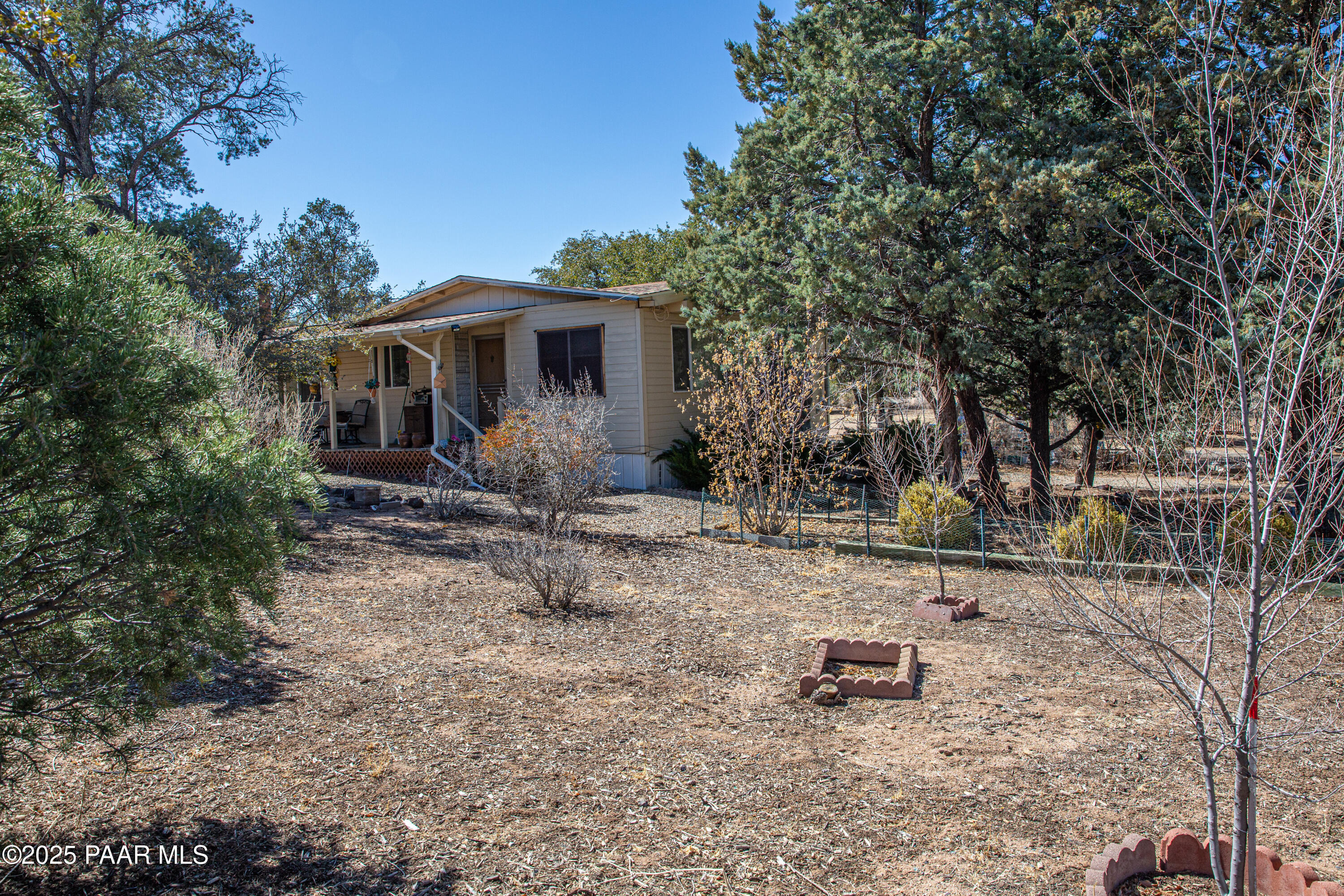 7220 N Saddle Road