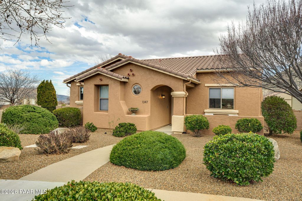 Photo of 1347 N Kettle Hill Road, Prescott Valley, AZ 86314 (MLS # 1079649)