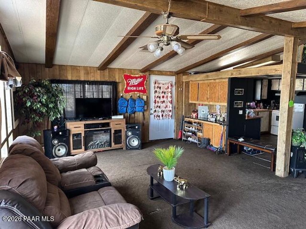 Photo of 2715 W Annie Road, Paulden, AZ 86334 (MLS # 1079824)