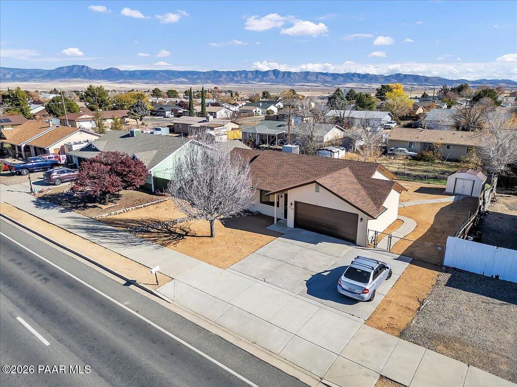 Photo of 3549 N Navajo Drive, Prescott Valley, AZ 86314 (MLS # 1079053)